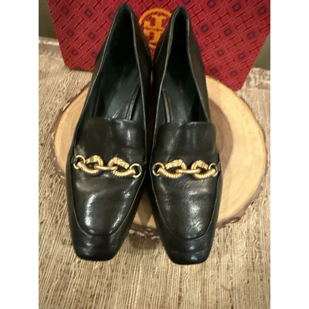 Tory Burch Women's Jessa Leather Heeled Loafer Black Block Heel Gold Links 9.5
